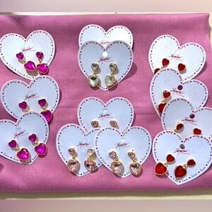 Cute rhinestone heart earrings